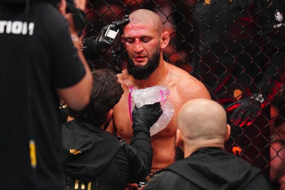 «Борз» лишился титула UFC: Чимаев потерял пояс, ни разу его не защитив