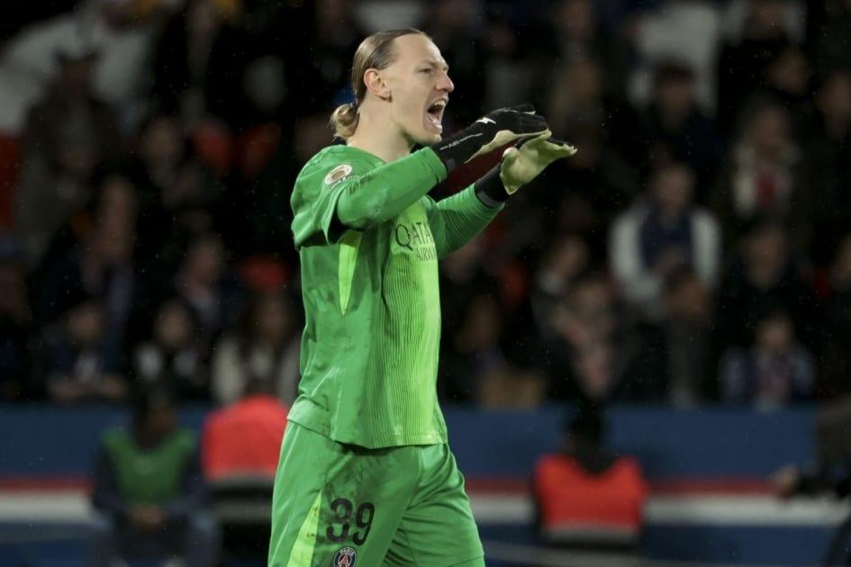 Сафонов — лучший в «ПСЖ» против «Ланса»: вратарь получил высший балл от Sofascore