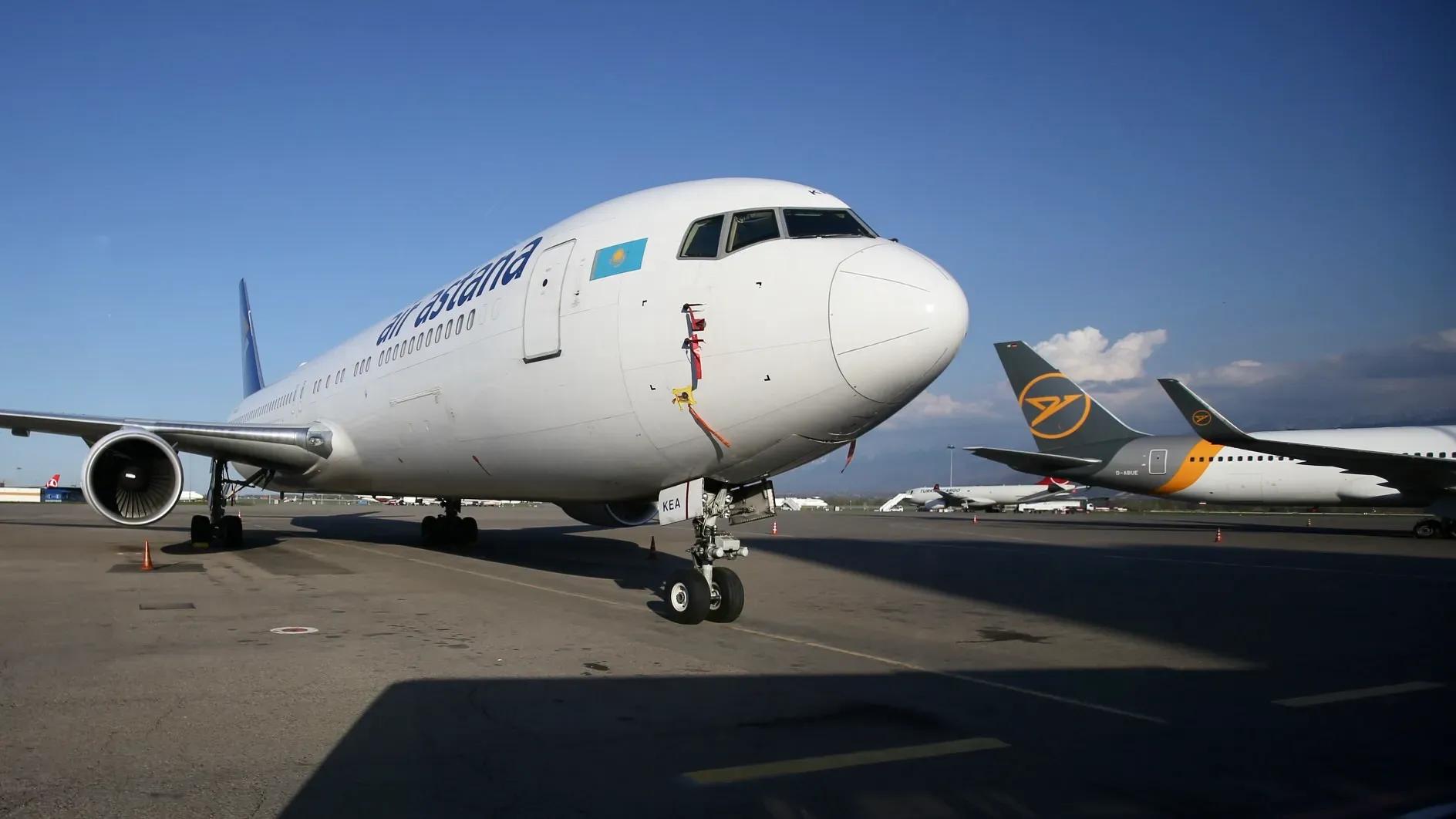 Экстренная посадка Air Astana: в Минтранспорта рассказали детали инцидента