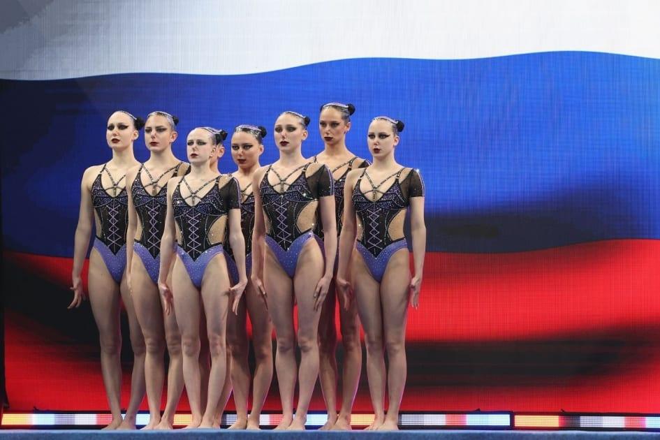 «Русалки» взяли Китай: восемь медалей на Кубке мира, триумф с флагом и гимном