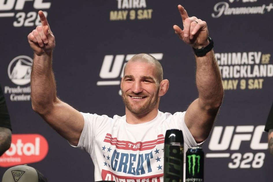 «Бой с Чимаевым будет жестоким»: Стрикленд выходит на замену в UFC 328