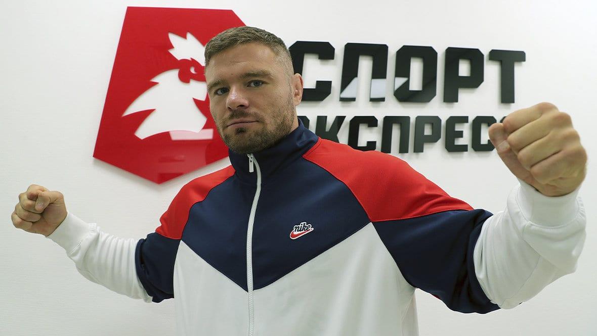 «Жена просила гелик, а я в дырявых носках»: Малыхин — главный философ ММА