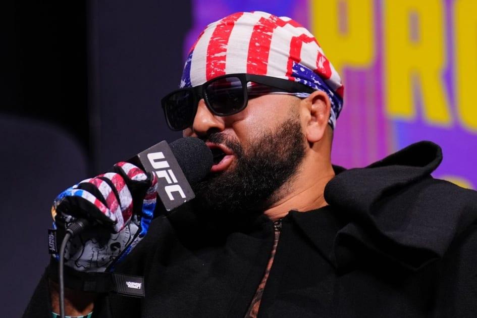 «Кто первый сдастся?»: непобеждённый тяжеловес UFC бросил вызов Хамзату Чимаеву