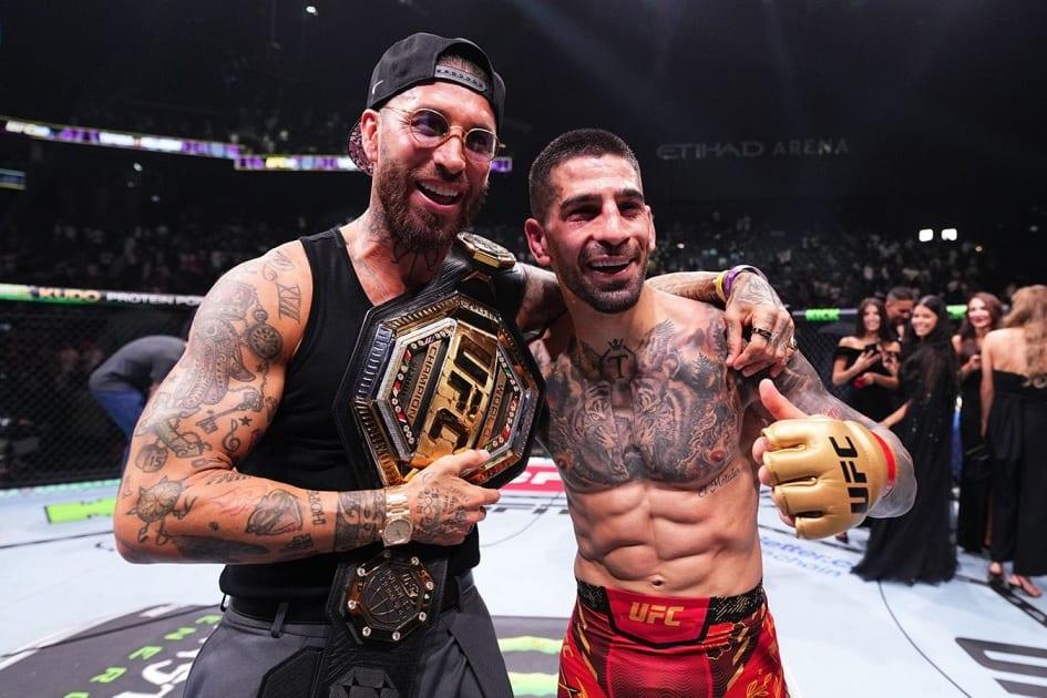 «Легенда»: чемпион UFC поздравил Серхио Рамоса с покупкой «Севильи»