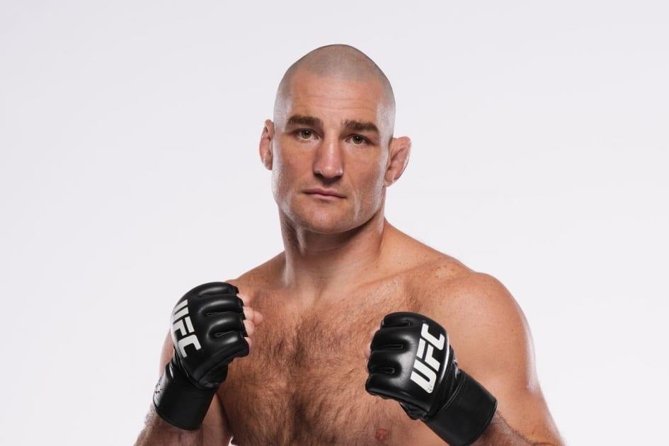 Стрикленд с женой ворвался на UFC 328: готов разорвать Чимаева