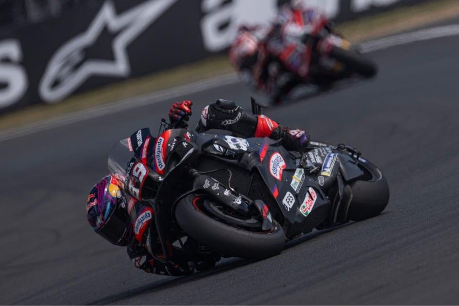 Маркес разбил байк, Квартараро — король Франции: итоги MotoGP в Ле-Мане