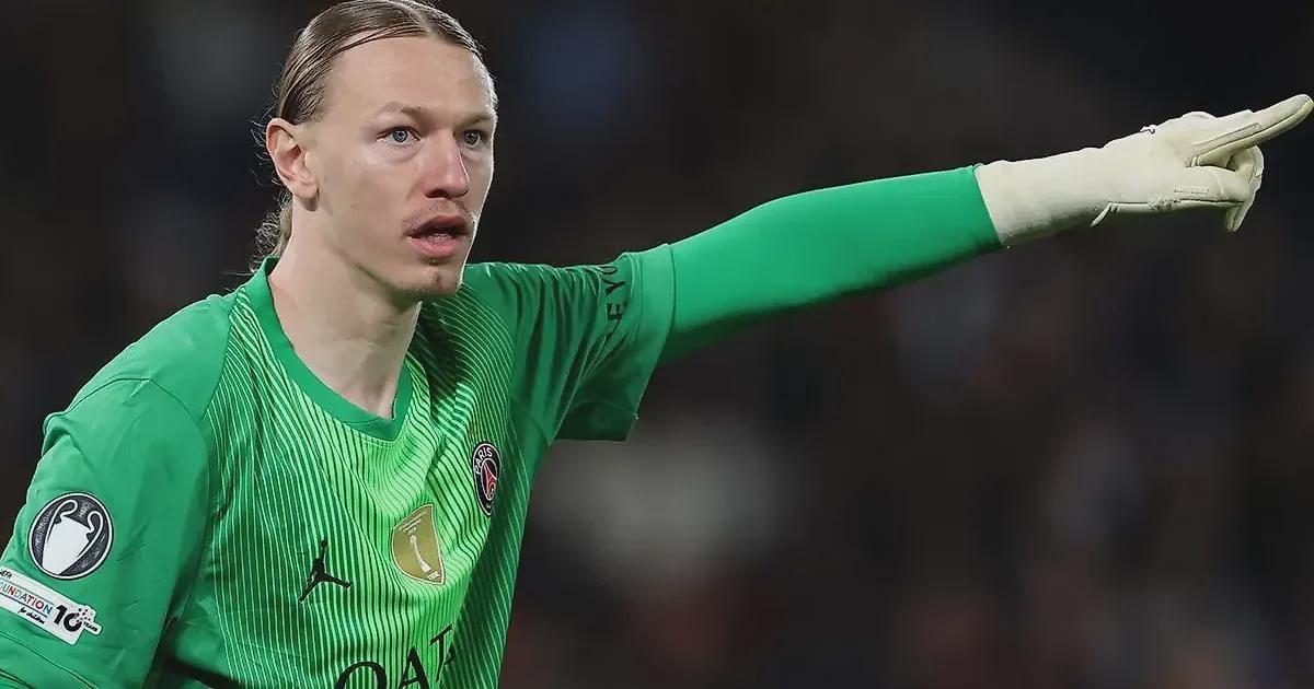«Стена»: Сафонов получил 9 из 10 от L’Equipe за сухарь с «Лансом»