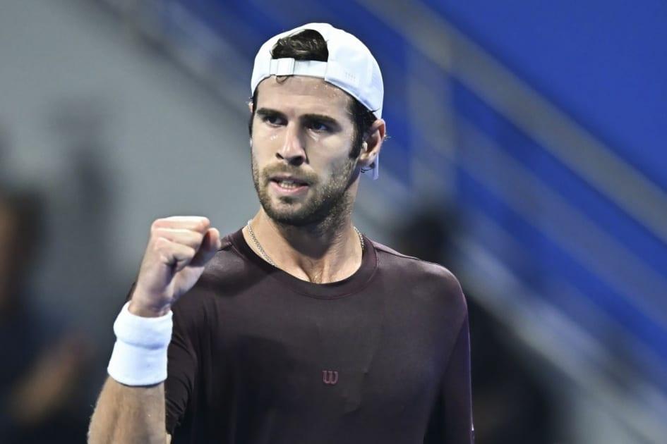 Хачанов вырвал победу у ван де Зандсхулпа в Риме: 2:1 в третьем круге