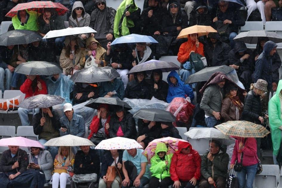 Непогода в Риме: матч Карена Хачанова прерван из-за ливня