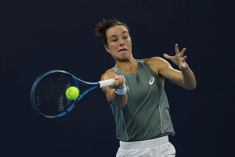 Лоис Буассон покинула турнир WTA-1000 в Цинциннати