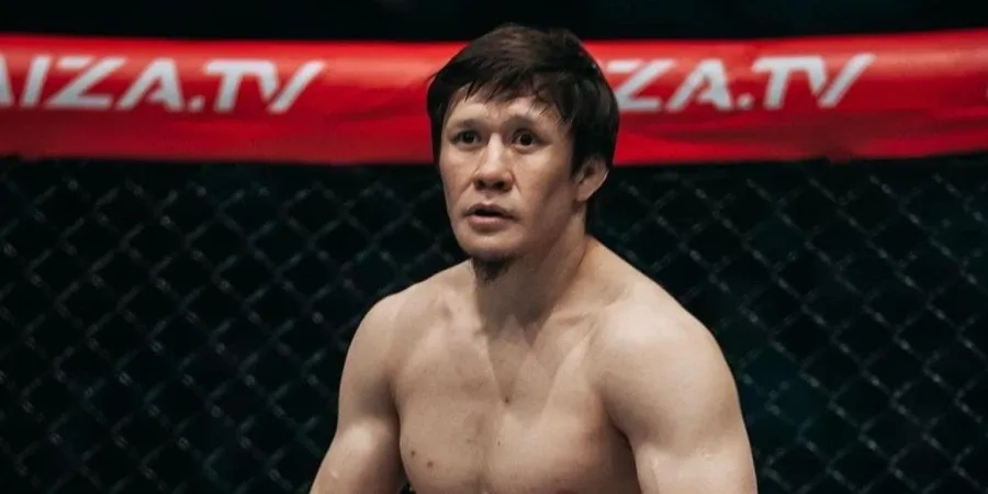 Жалгас Жумагулов: экс-боец UFC готовится к уникальному бою за два пояса