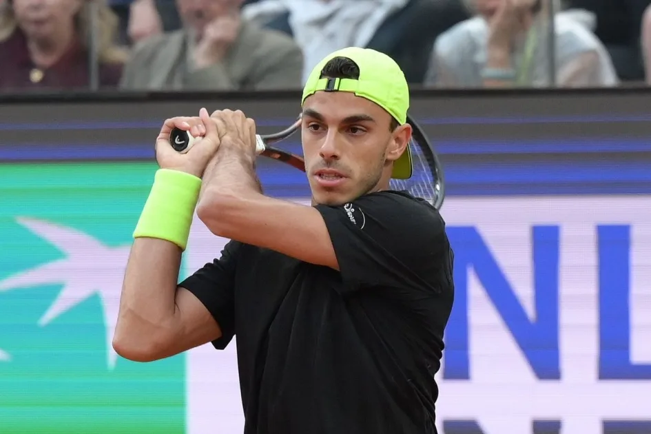 Лондон ATP-500: Накашима Серундолоға есесімен есе жіберді