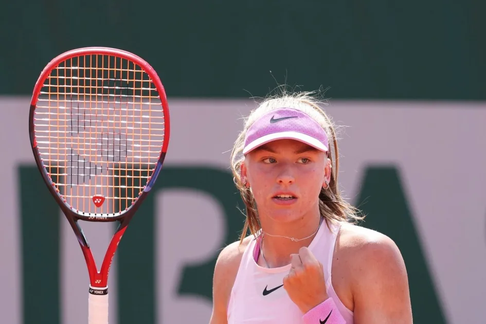 Корнеева уверенно обыграла Наварро на турнире WTA-1000 в Торонто
