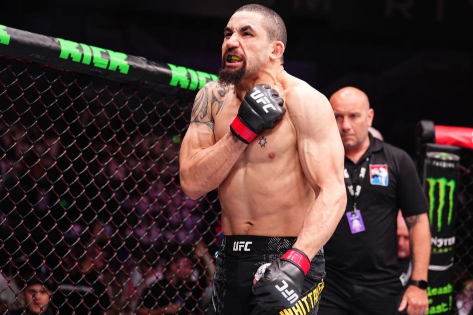 Дебют Уиттакера в полутяжах: комментатор UFC назвал идеального соперника