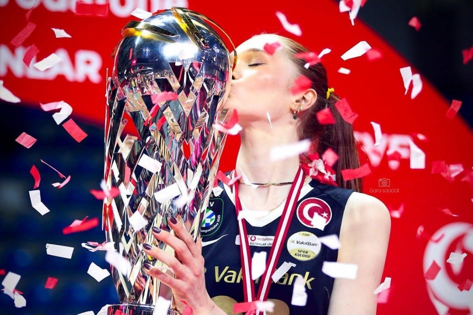 Триумф Марковой: казахстанка вывела «Вакифбанк» в финал Лиги чемпионов