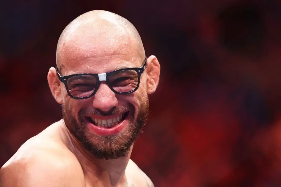 UFC турнирін Яир Родригес пен Жан Силва жекпе-жегі бастайды