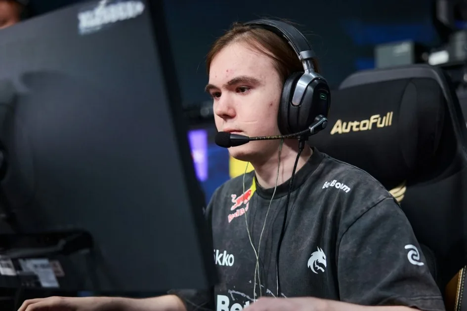 CS2 Мейджоры: Team Spirit пен FUT шешуші үшінші кезеңге өтті