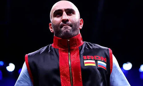 Бокс: Мурат Гассиев сразится за титул WBA с олимпийским чемпионом