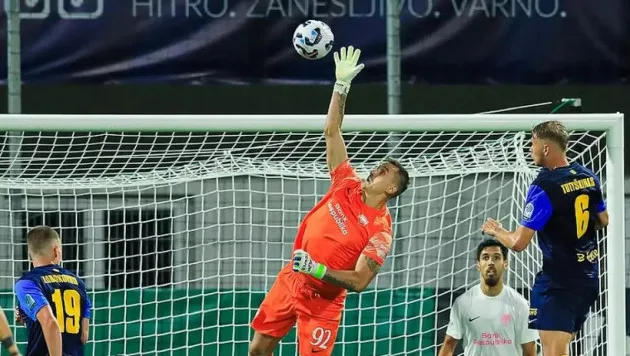 Стас Покатилов: "Сабах" қазақстандық қақпашымен чемпиондықтан кейін келісімшартты ұзартты