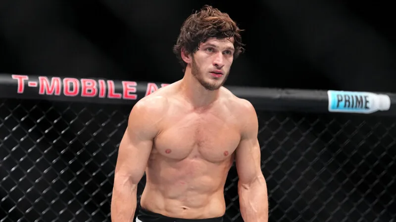 Алдо: Евлоев скучен, я бы выгнал его из UFC