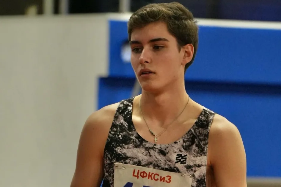 18-летний Анисимов: сенсационная победа на чемпионате России