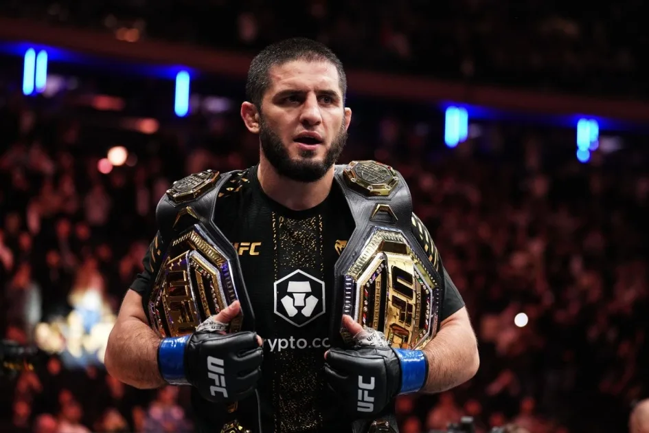 Махачев одержал седьмую титульную победу кряду в UFC