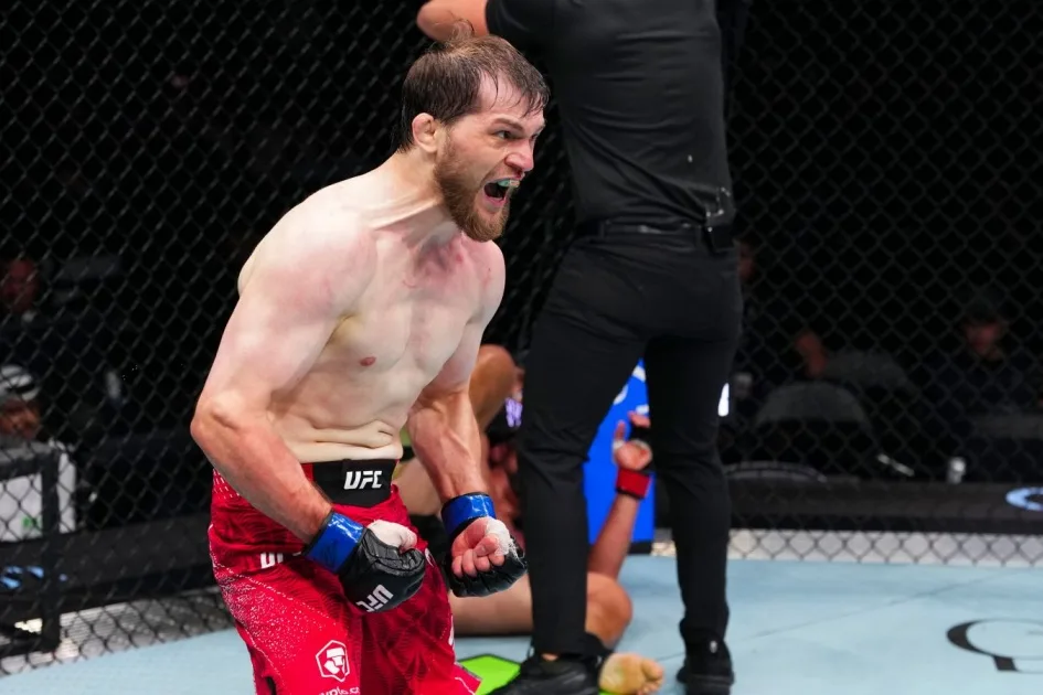 Саидов нокаутом выиграл дебютный бой в UFC