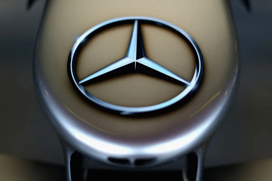Mercedes объяснил отказ от оспаривания итогов Гран-при Монако