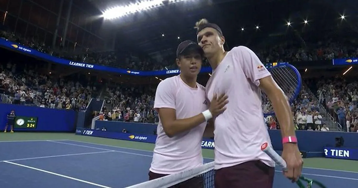 Тьен победил Меньшика и встретится с Хачановым в 1/8 финала US Open