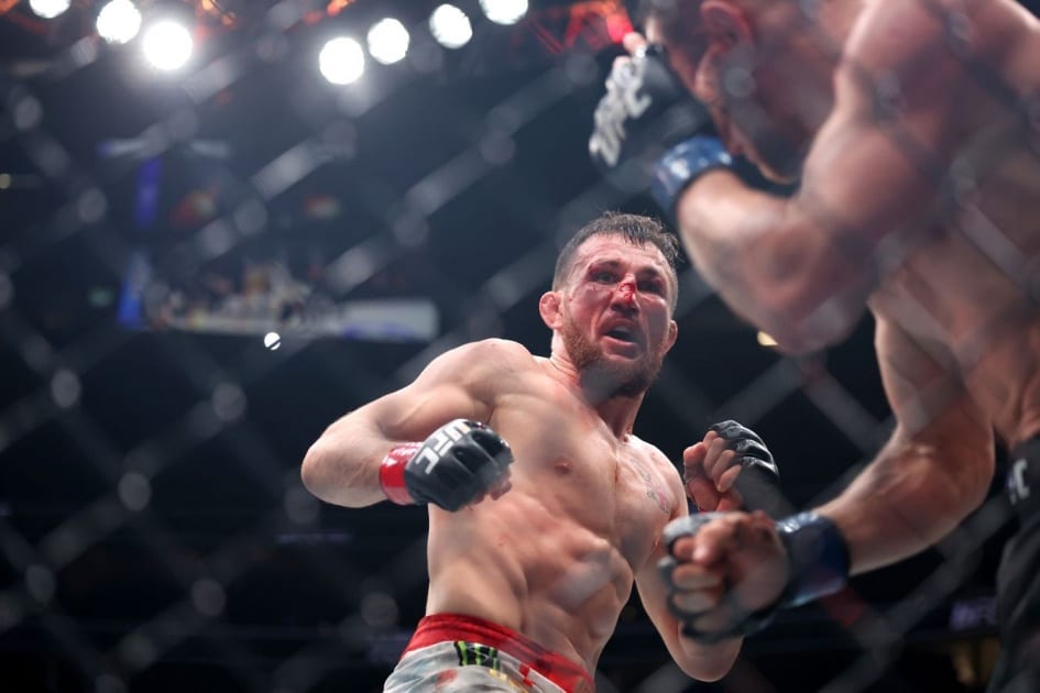«Чимаев дрогнул»: Двалишвили разобрал победу Стрикленда на UFC 328