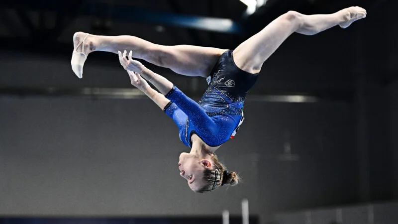 Рощина и Глотова пробились в финал многоборья на ЧМ по гимнастике