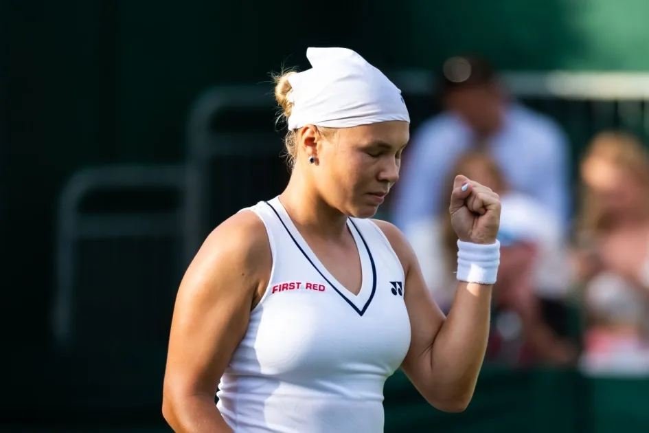 Мертенс и Шнайдер выбили китайский дуэт на WTA 1000 в Торонто