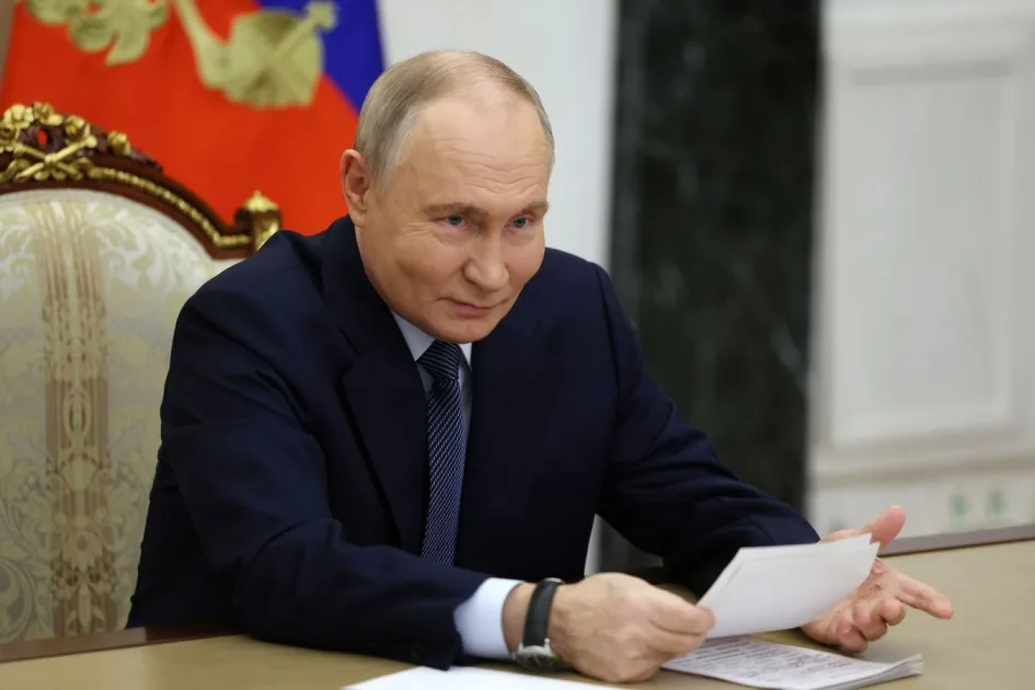 Россия входит в число ведущих спортивных держав мира, отметил Путин