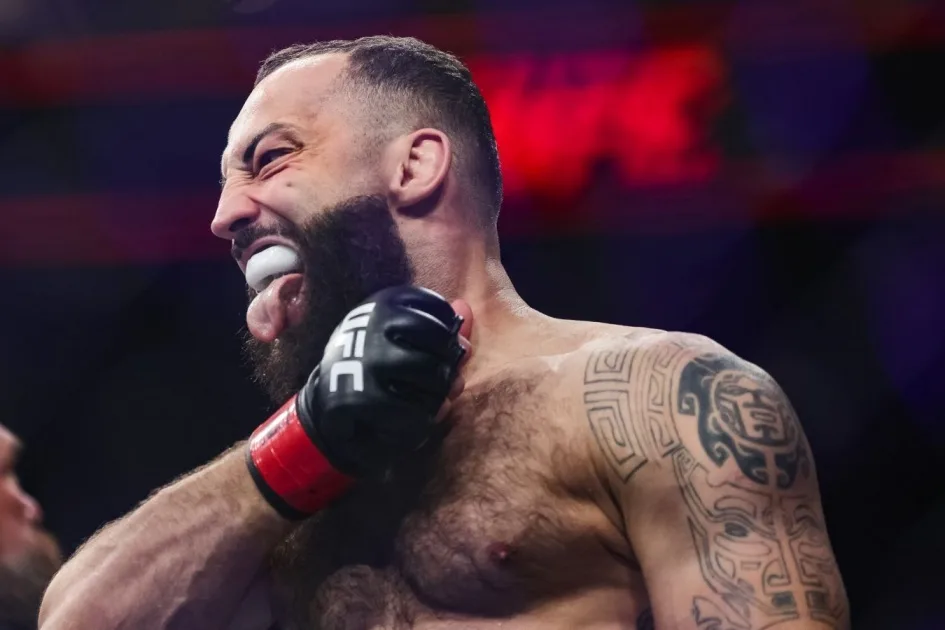 Долидзе мен де Риддер жекпе-жегі: UFC тамыз айында өткізуі мүмкін
