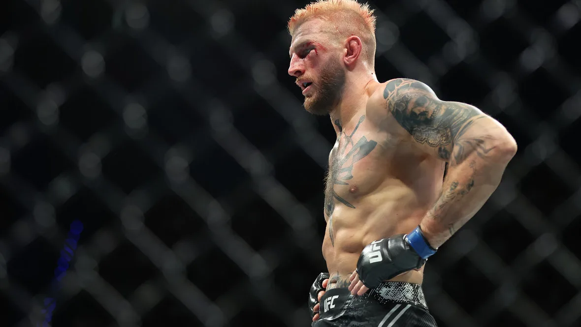 Дэн Хукер — Саладин Парнасс: дата боя UFC 6 сентября 2026