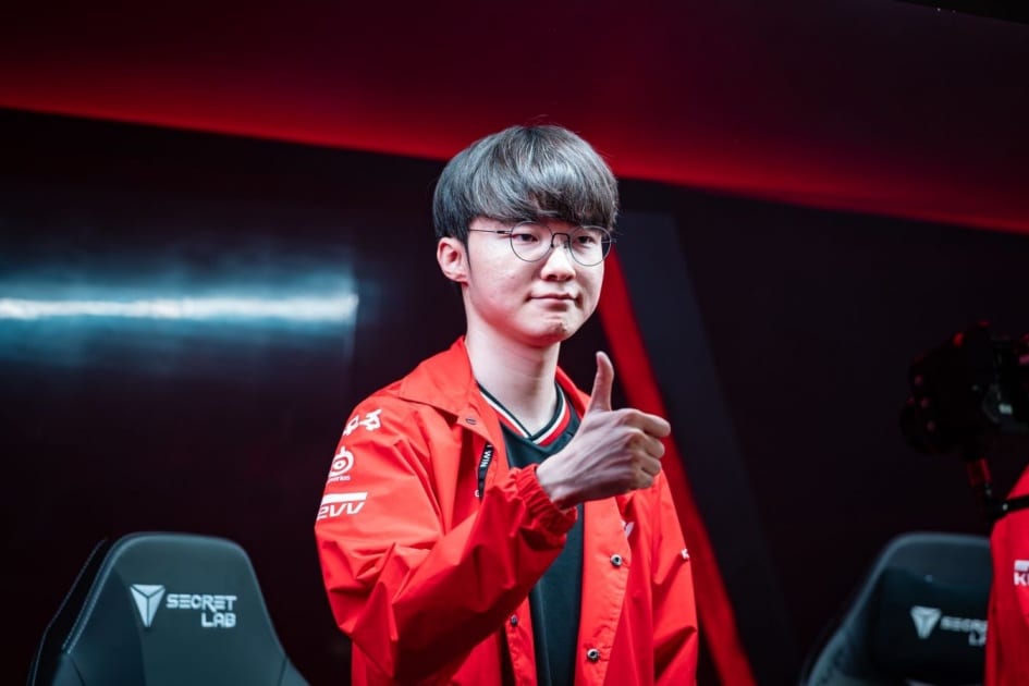 Абсолютный антирекорд Faker: 9 смертей за карту в матче с Brion