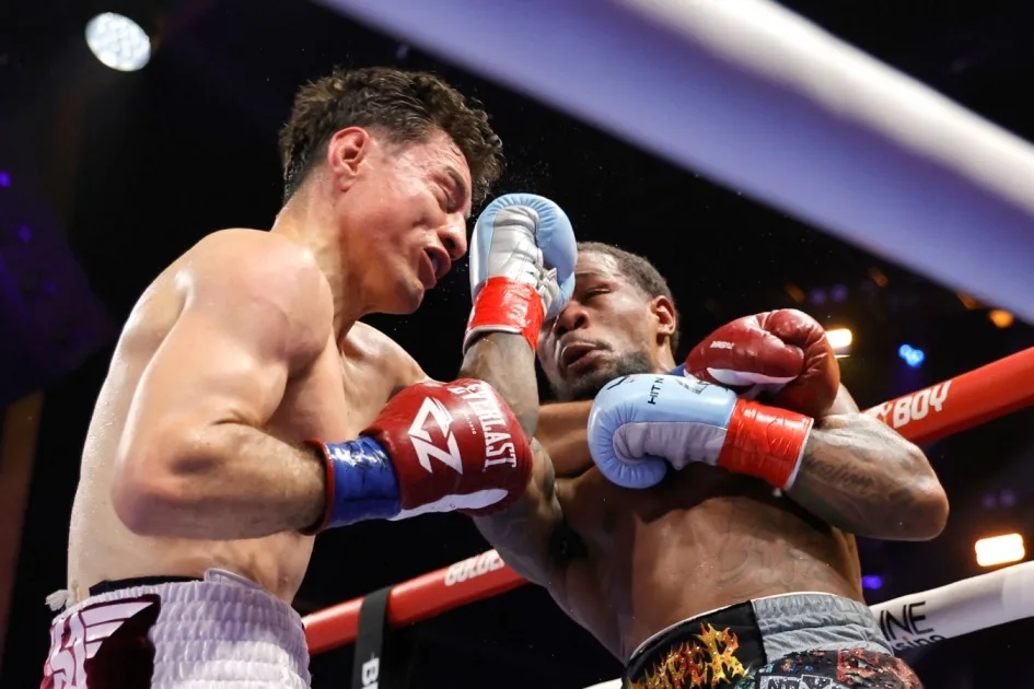 Сепеда — новый чемпион WBC: Уильям завоевал титул в лёгком весе