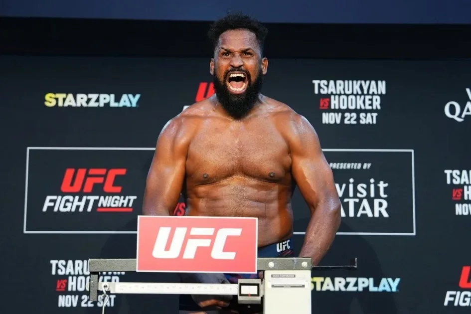 UFC в сентябре: Бой Кортеса-Акосты и Блэйдса может состояться