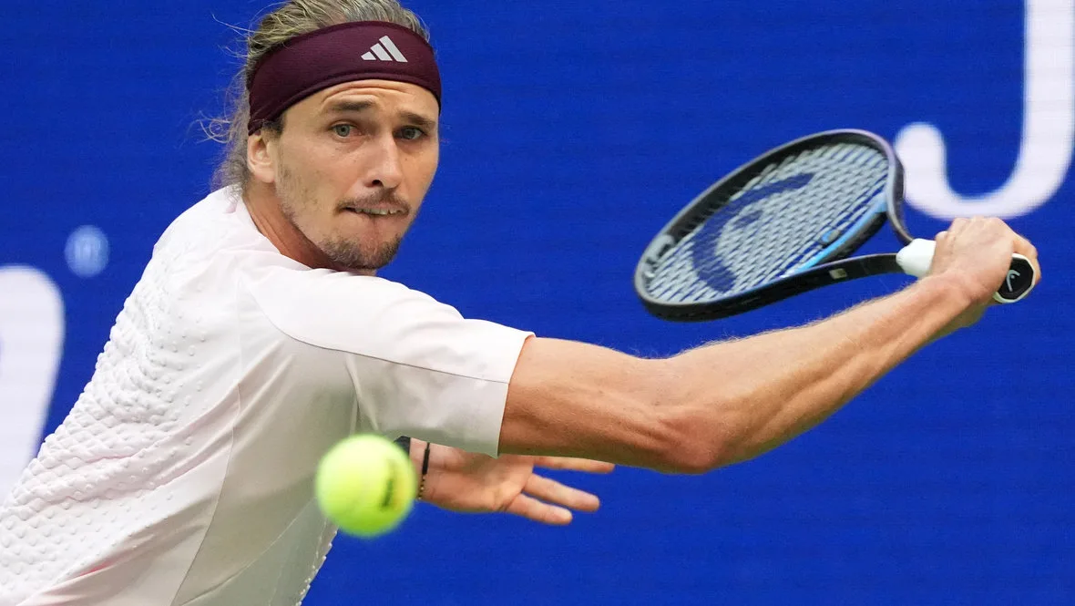 Хачанов уступил Звереву в полуфинале US Open