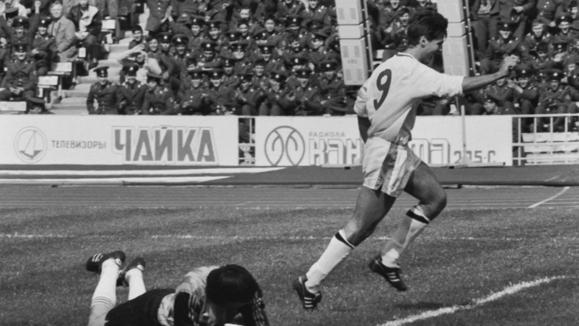 Летопись Акселя Вартаняна: 1990 год, часть шестая