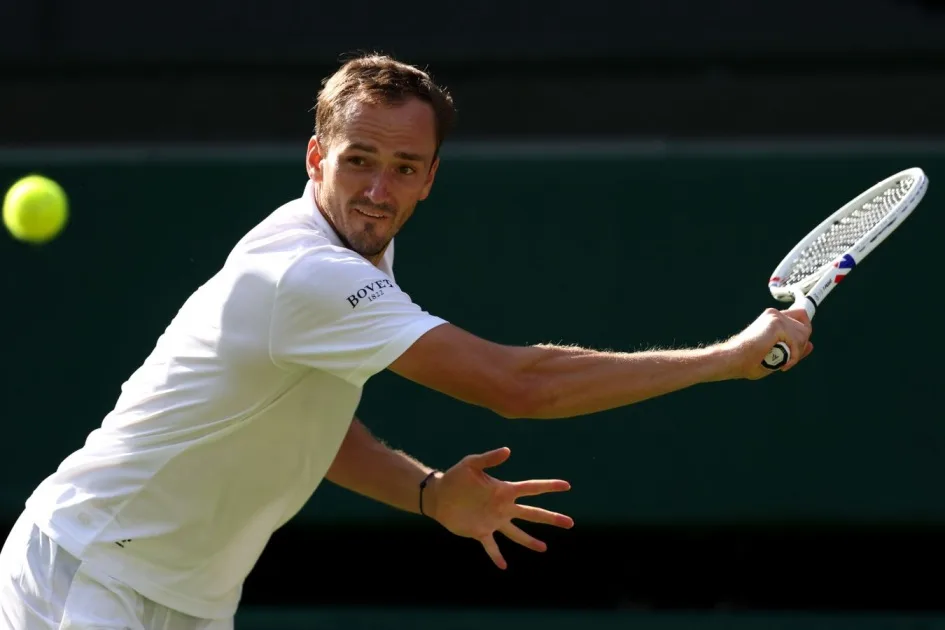 Медведев снялся с турнира ATP-500 в Вашингтоне: причина неизвестна