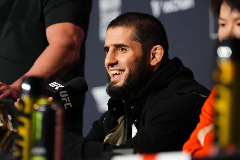 UFC 6: Махачев и Чимаев получили максимальный рейтинг грэпплинга
