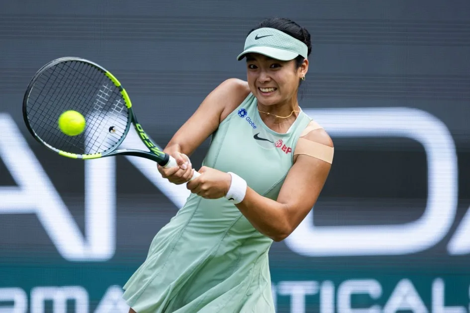 Осака Вашингтон WTA-500 турнирінің жартылай финалында Эалеге есе жіберді