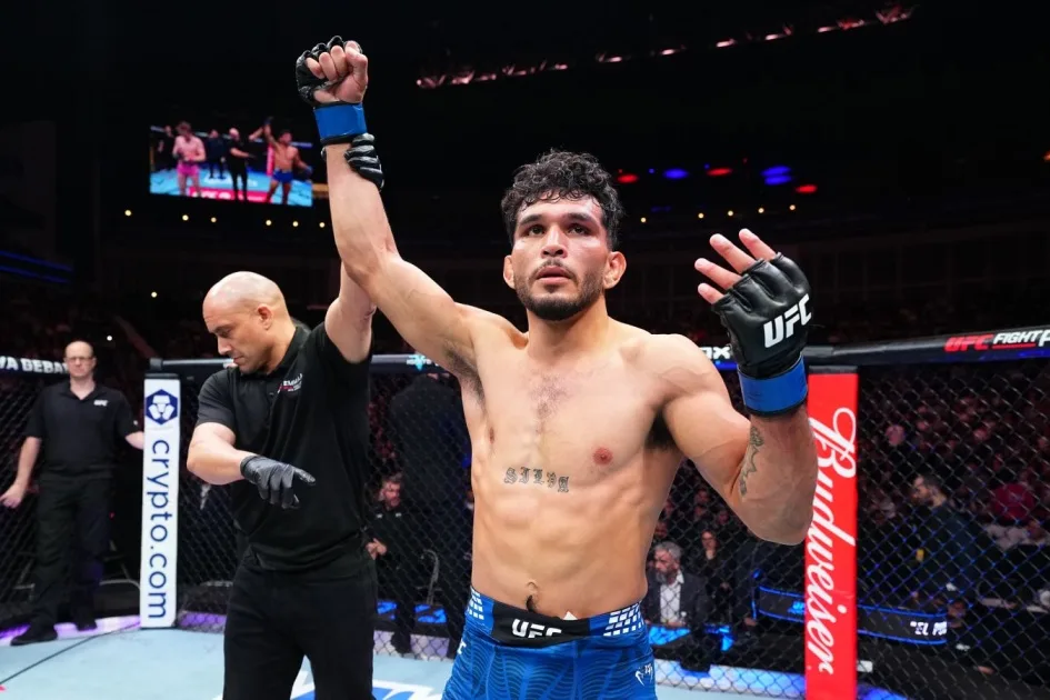 Боец UFC Дэнни Силва: пережил легочную эмболию и тромбоз