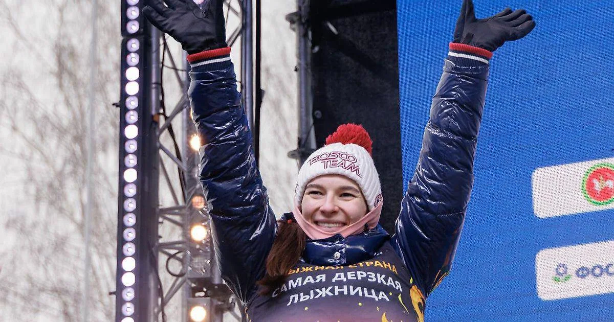 Чемпионат России по лыжероллерам: женская коньковая разделка на 10 км