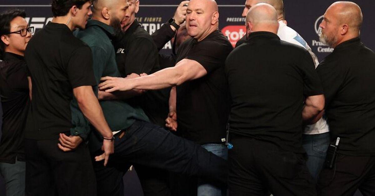 Чимаев ударил Стрикленда ногой на стердауне: скандал перед UFC 328