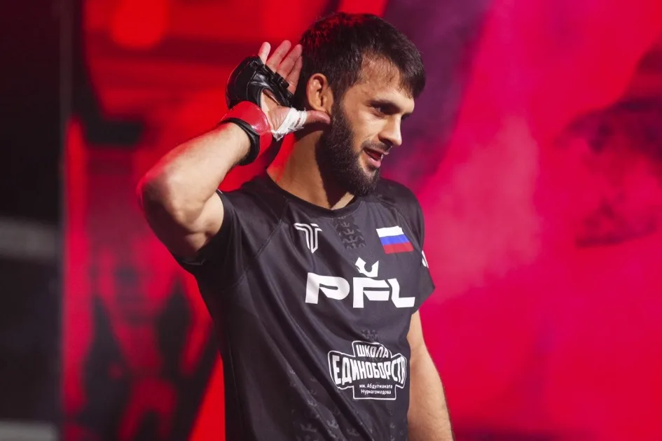 Махачев показал фото с Рабадановым после его победы на PFL Tampa