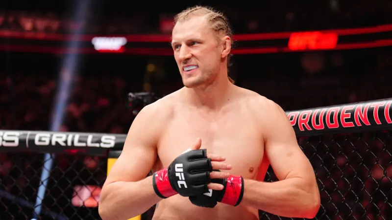 Волков опустился на четвертое место в рейтинге тяжелого веса UFC, Павлович — второй
