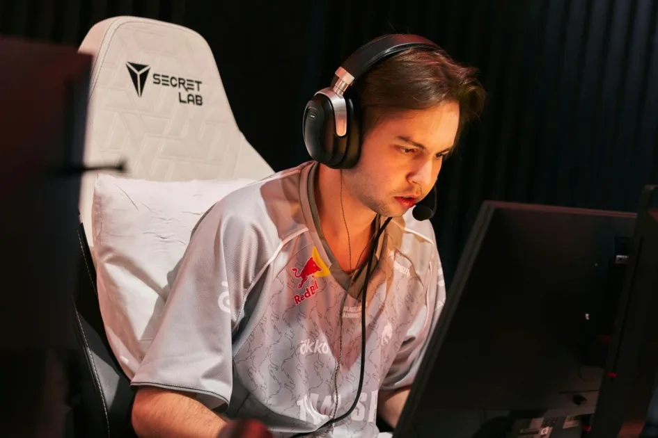 Team Spirit выбила Luminosity с EWC 2026 по CS 2