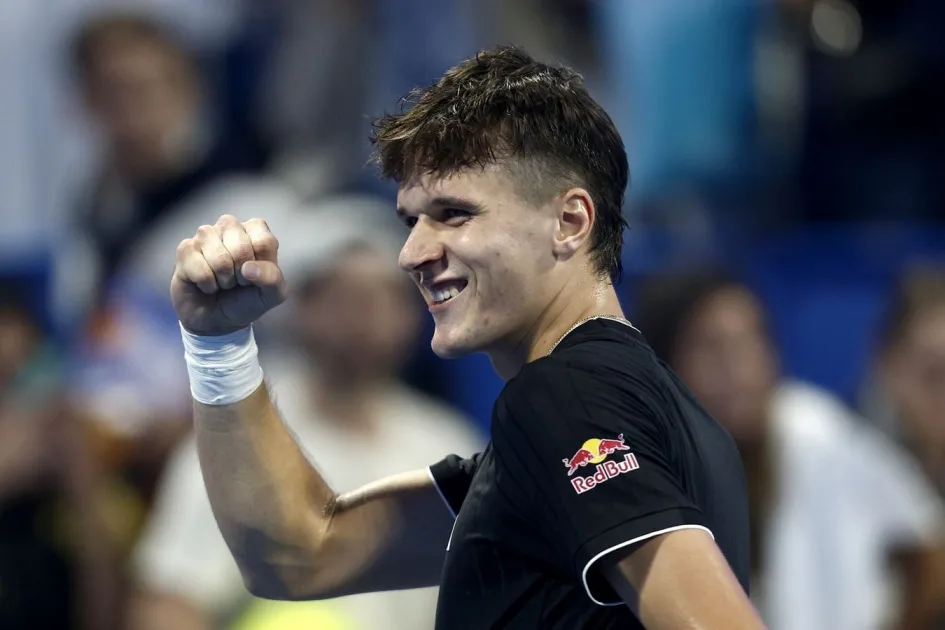 Якуб Меншик обыграл Тревора Свайду в первом круге турнира ATP-500 в Вашингтоне